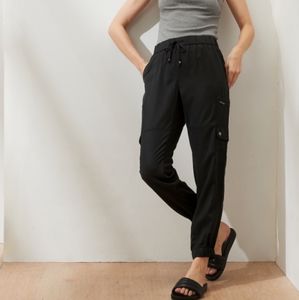 Banana Republic Soft Cargo Pants Size Medium